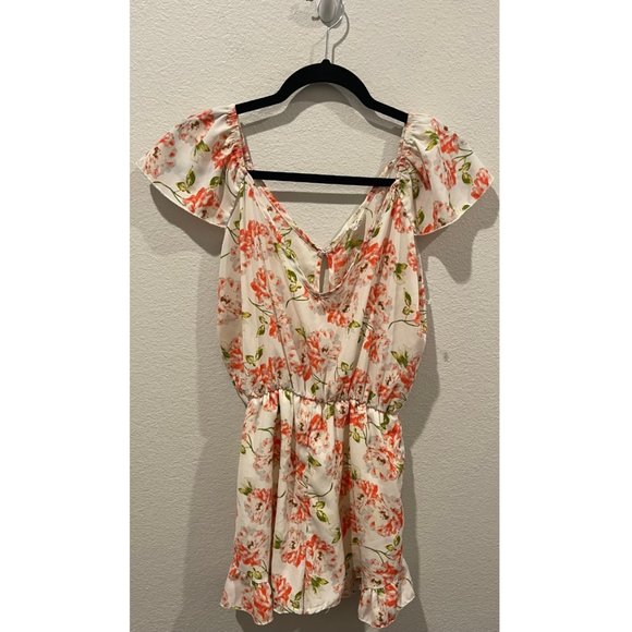 PINS AND NEEDLES Floral Romper - Picture 2 of 5